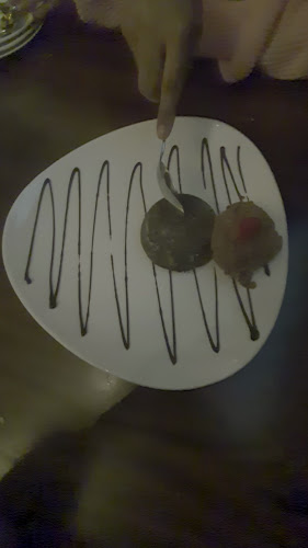 The Penthouse Restaurant & Winebar - Gastronomi dan perhotelan