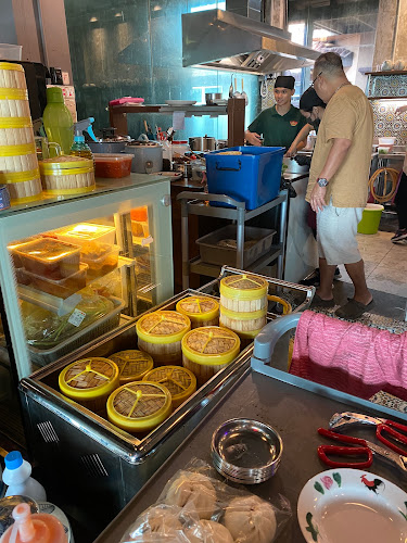 Old is Gold Kopitiam (老的好茶室)