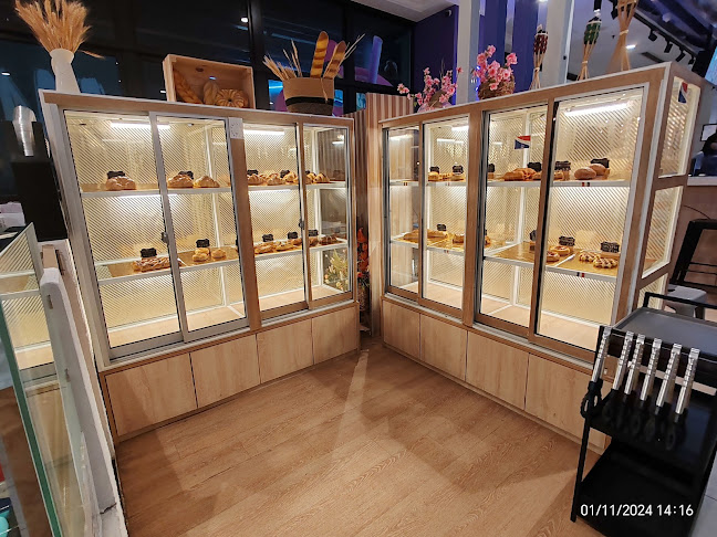 Merci pastries and Coffee - Putrajaya