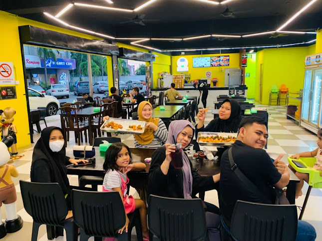 Kelip-Kelip Ikan Bakar Kuala Selangor - Gastronomi dan perhotelan