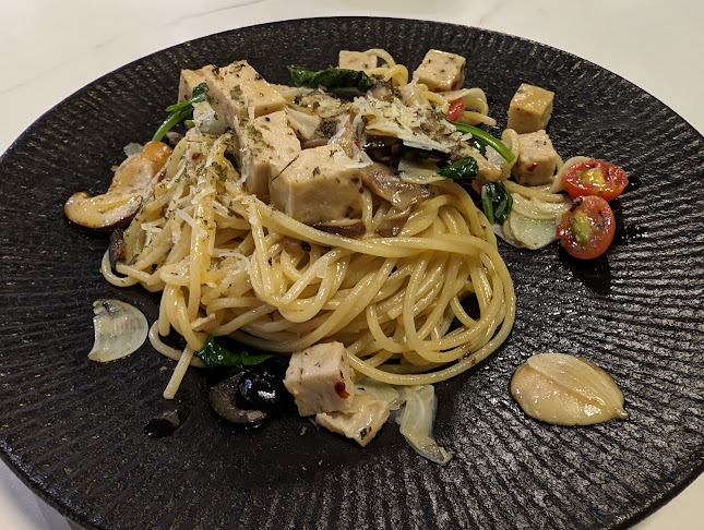 Yin’s Sourdough Bakery & Cafe (Mid Valley) - Gastronomi dan perhotelan