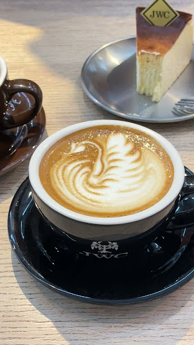 Opinii despre YOU BY JWC în Skudai - Gastronomi dan perhotelan