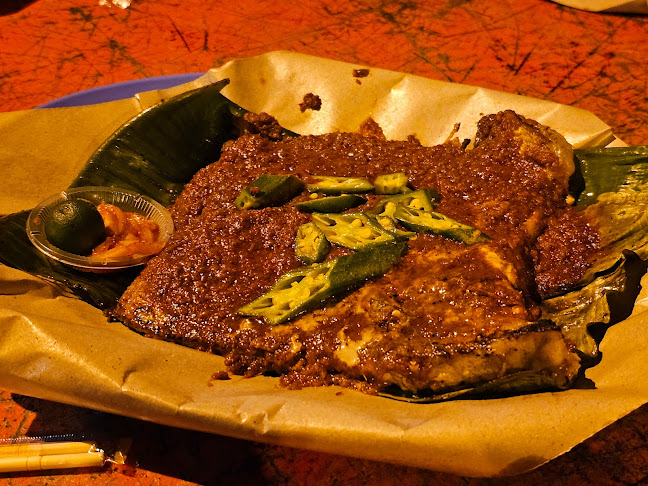 Lao Ma Zi Ikan Bakar 老妈子烧鱼