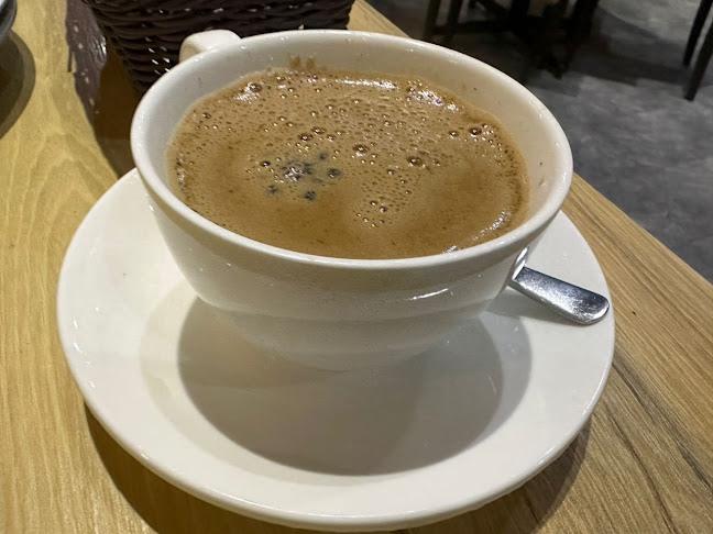 Vanakam India (Mount Austin) - Gastronomi dan perhotelan