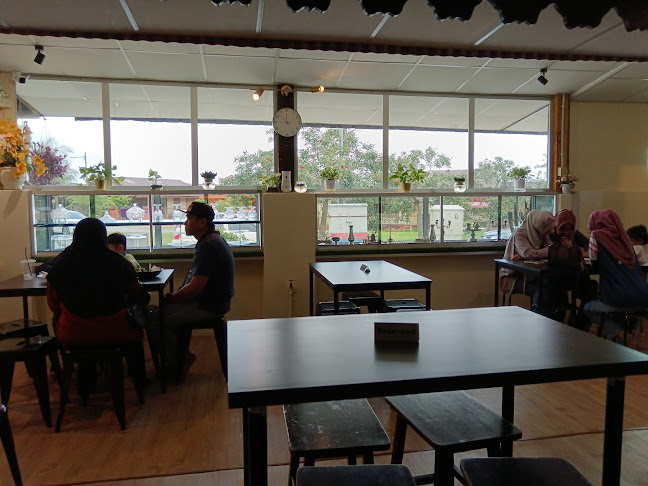 Comentarii opinii despre FULL BELLY