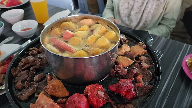 D'Kayangan Steamboat BBQ Buffet