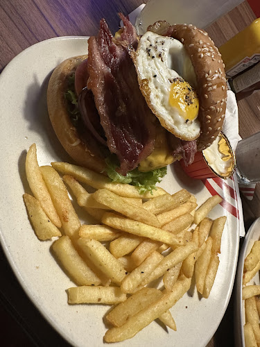 G203A 205/206, Ground Floor, 1 Utama Shopping Centre, 1, Lebuh Bandar Utama, Bandar Utama, 47800 Petaling Jaya, Selangor