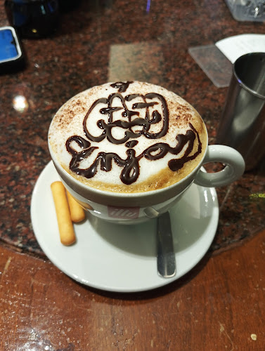 I-Santorini, 8-G-11, Jln Tanjong Tokong, Seri Tanjung Pinang, 10470 George Town, Penang