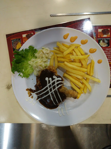 Opinii despre Restu Bonda Cafe în Parit Buntar - Gastronomi dan perhotelan