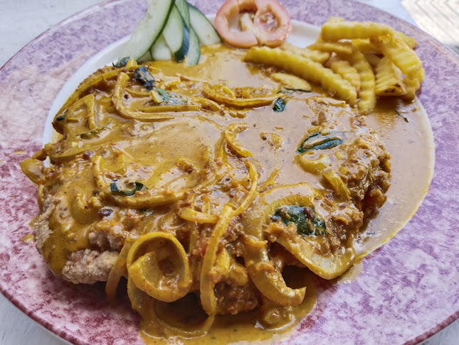 Opinii despre S & L Anjung Corner în Seremban - Gastronomi dan perhotelan