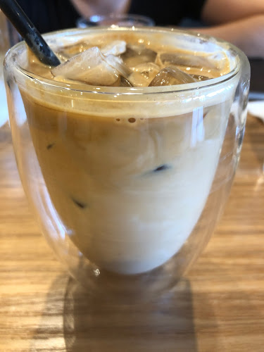 The Moment Cafe 瞬 · 咖啡館 - Kota Kinabalu