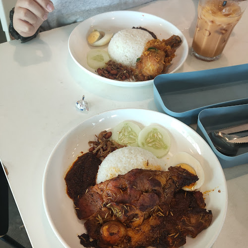 Opinii despre FOODFASHION în Johor Bahru - Gastronomi dan perhotelan