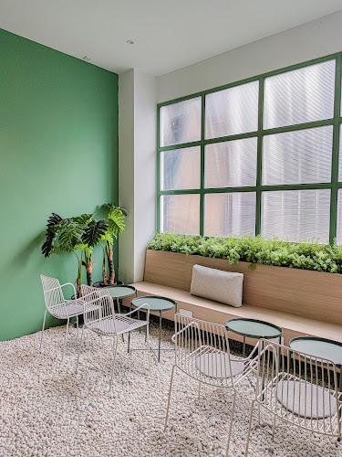 Chatto Brew Sutera Utama - Gastronomi dan perhotelan