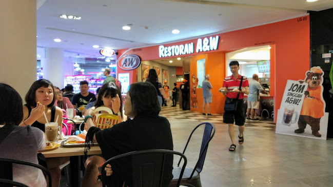 Opinii despre A&W 1st Avenue în George Town - Gastronomi dan perhotelan