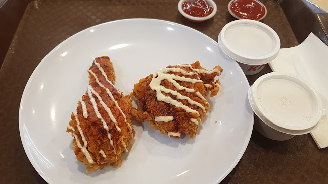 KFC Lotus's Manjung - Gastronomi dan perhotelan
