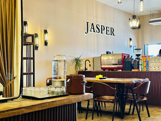 Jasper Cafe - Gastronomi dan perhotelan
