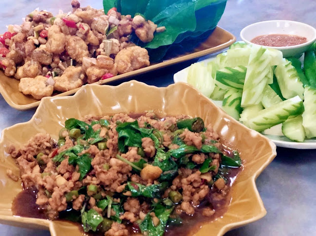 Restoran Thai Aroi 2020 - Gastronomi dan perhotelan