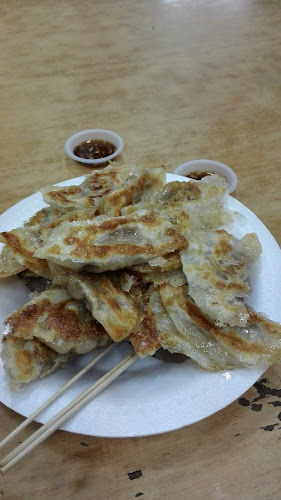 Lido Square - Gastronomi dan perhotelan