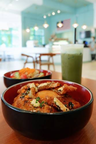 Mansion 28 - Gastronomi dan perhotelan