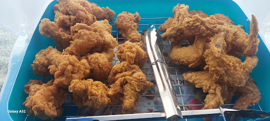 ANN'S FRIED CHICKEN