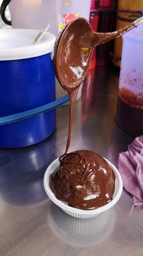 Ais Kepal Milo Pekat Leleh Kome - Gastronomi dan perhotelan