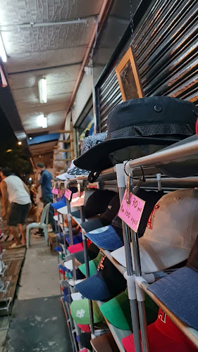 Comentarii opinii despre Vintage Night Market