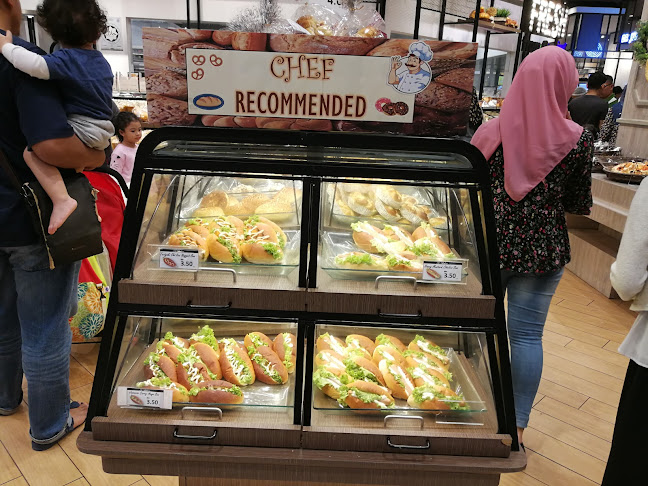 Comentarii opinii despre La Boheme Cafe @ AEON Mall Shah Alam