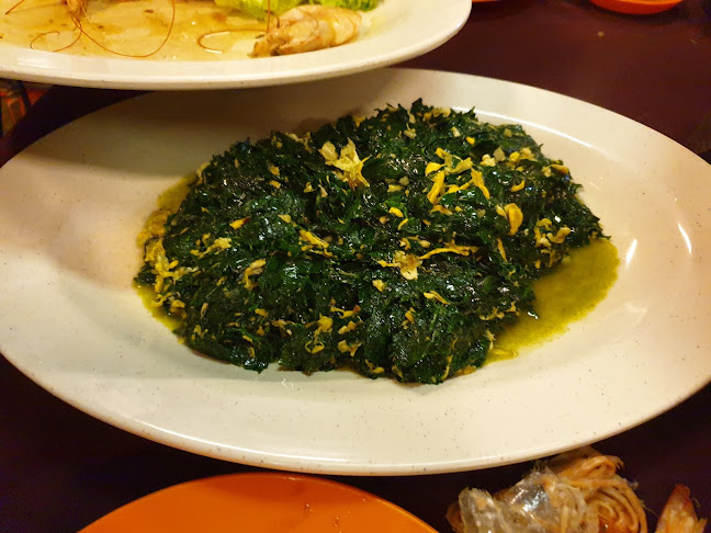 Seafood Padungan Bay Restaurant