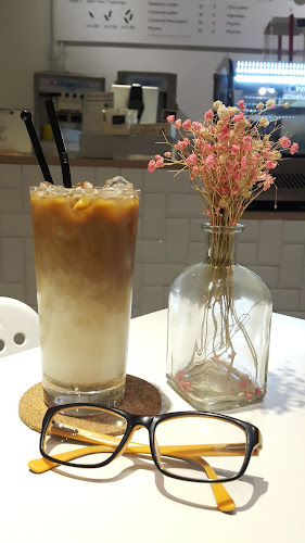 Tiny Elephant - Soft Serve & Coffee - Kota Bharu