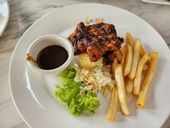 Opinii despre Village Grill în Melaka - Gastronomi dan perhotelan