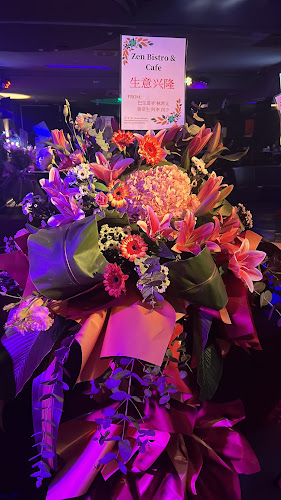 Zen Bistro & Cafe - Gastronomi dan perhotelan
