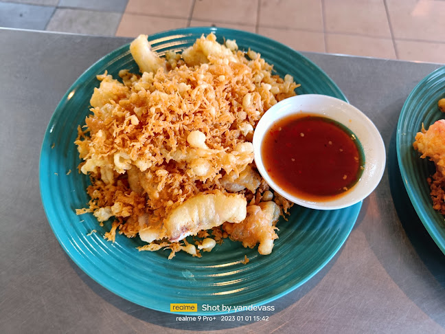 Warung Otak-Otak Satar Che Wan, 6209, Jalan Geliga Pantai, 24000 Chukai, Terengganu