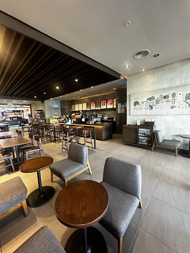 Starbucks Kulim Central - Gastronomi dan perhotelan