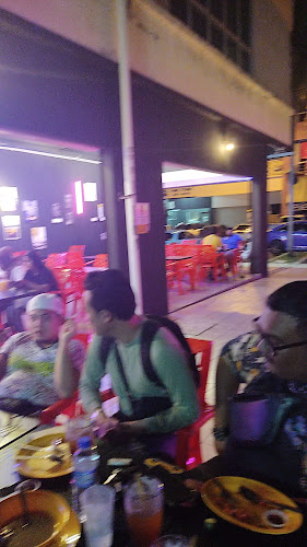Opinii despre PORT LEPAK CAFE în Kuantan - Gastronomi dan perhotelan