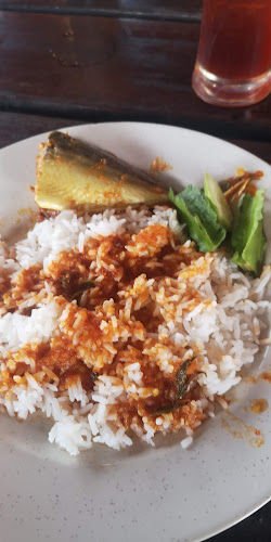 Doll Seafood Tomyam - Gastronomi dan perhotelan