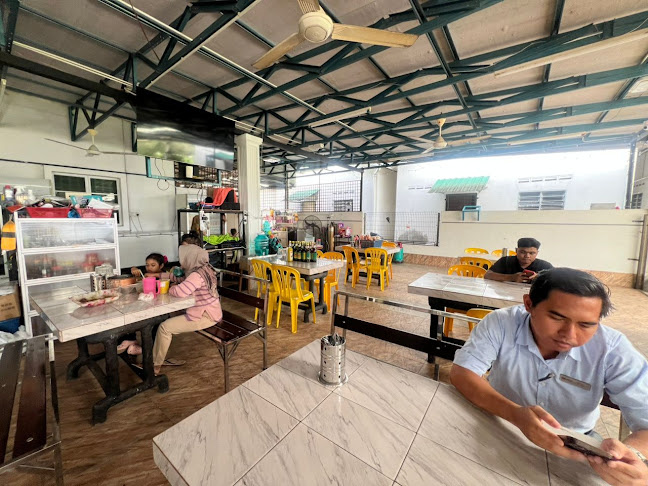 Opinii despre Warung Aneka Bakso în Pasir Puteh - Gastronomi dan perhotelan