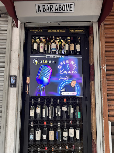 A Bar Above - Gastronomi dan perhotelan