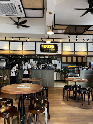 Plaza Kolombong Block C Lot 11-0 Griund Floor Lorong Kelapa, Jln Kolombong, Inanam, 88450 Kota Kinabalu, Sabah