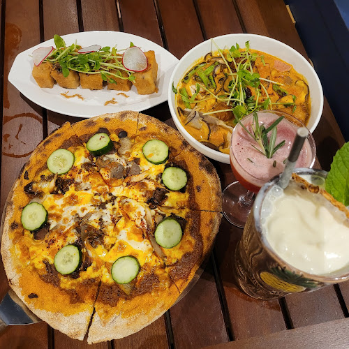 Opinii despre Roots Mount Austin (Relocating, To be announced) în Johor Bahru - Gastronomi dan perhotelan