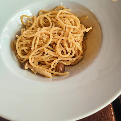 Opinii despre Vigneto Wine & Dine în Skudai - Gastronomi dan perhotelan