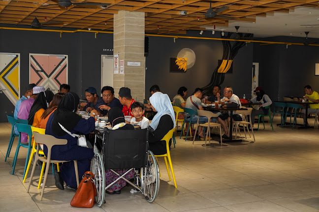 SERAPI FOOD VILLAGE @ SGH - Gastronomi dan perhotelan