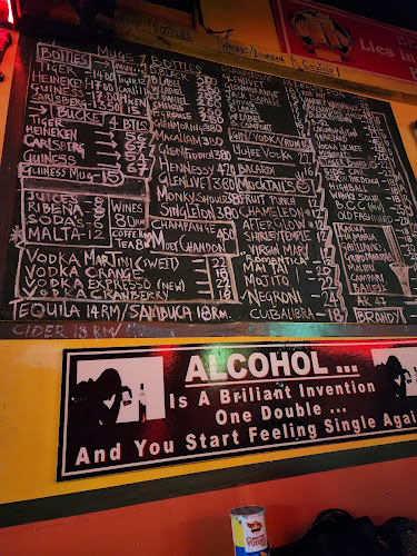 Opinii despre Bernie's Bar/Pub în Melaka - Gastronomi dan perhotelan