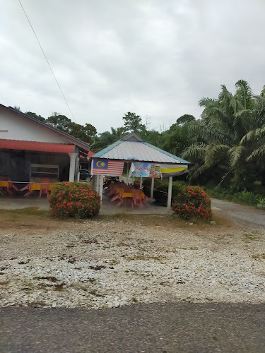 Comentarii opinii despre Restoran Ekonomi Tapa And Munah