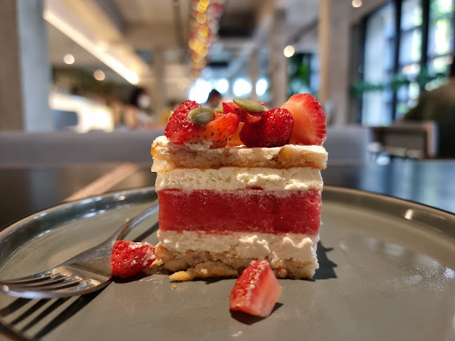 Naj & Belle Cafe Bangsar