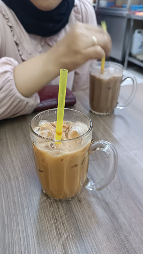 Opinii despre Al-Baik Di Bistro Restaurant în Kuala Lumpur - Gastronomi dan perhotelan