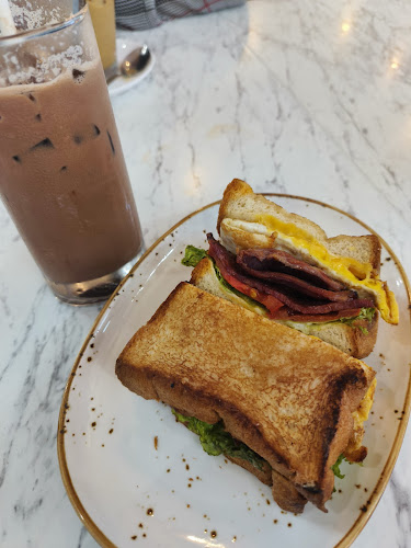 83, Lorong Mamanda 1, Taman Dato Ahmad Razali, 68000 Ampang, Selangor