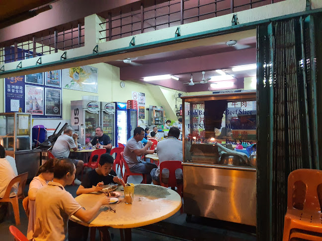 Opinii despre Lotus Coffee Shop în Kota Kinabalu - Gastronomi dan perhotelan