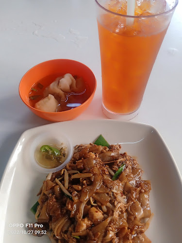 Mee Kari Meru - Gastronomi dan perhotelan