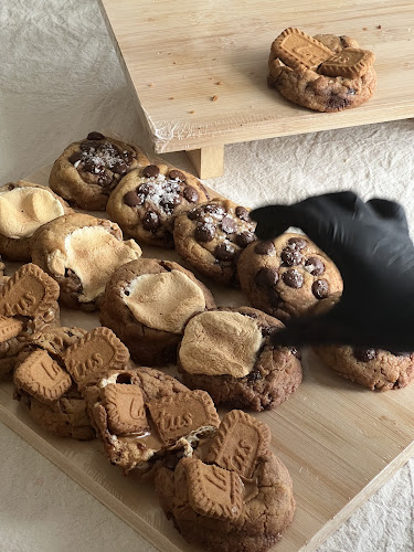 Comentarii opinii despre CRUMBSANDMINT