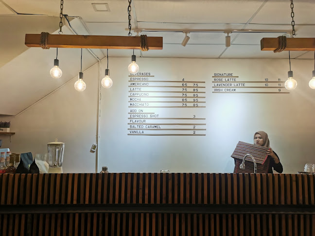 Opinii despre Bajet Kiut în Pusing - Gastronomi dan perhotelan